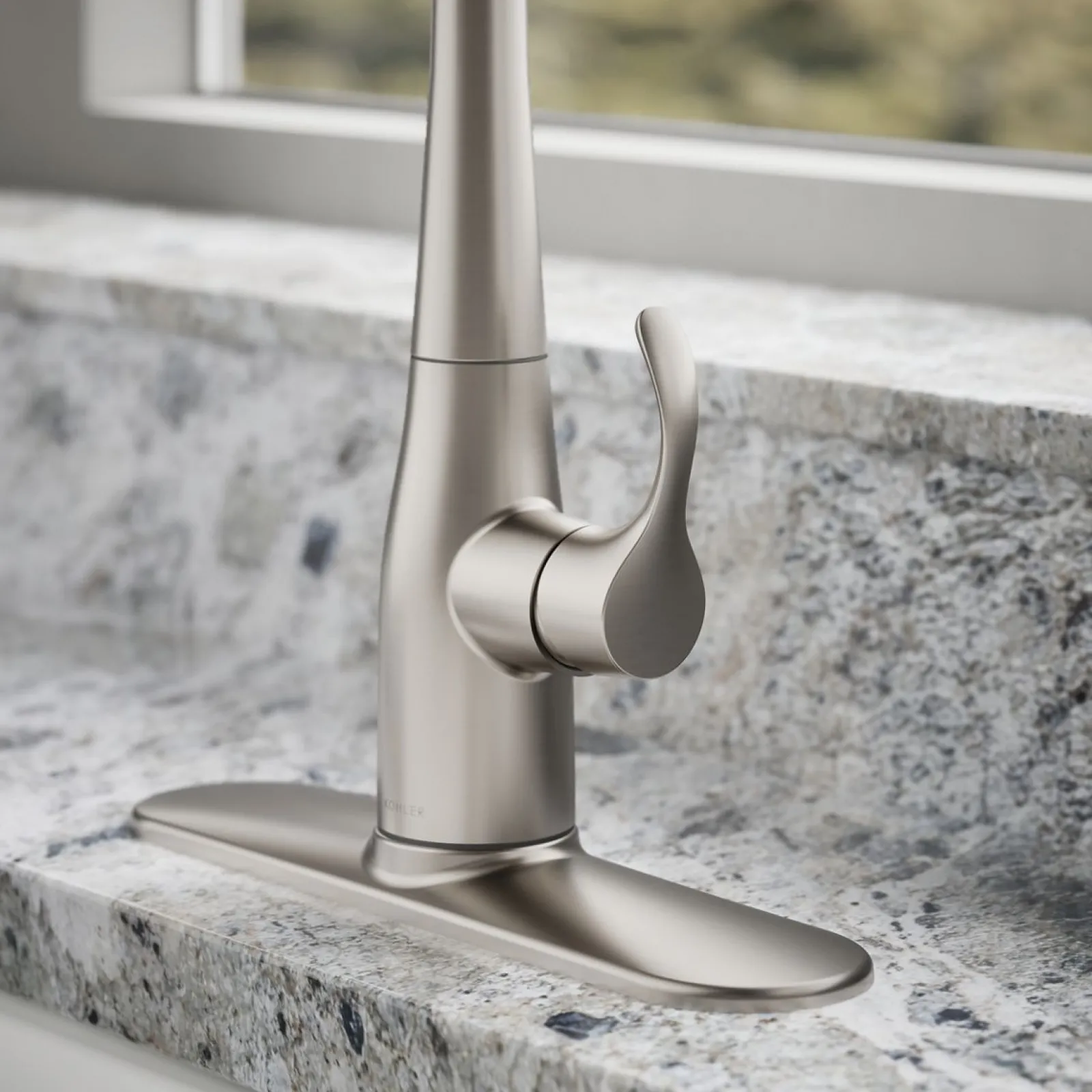 Compact pull-down kitchen sink faucet with three-function sprayhead^Kohler Online