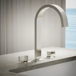 Deck-mount bath spout with Ribbon design^Kohler