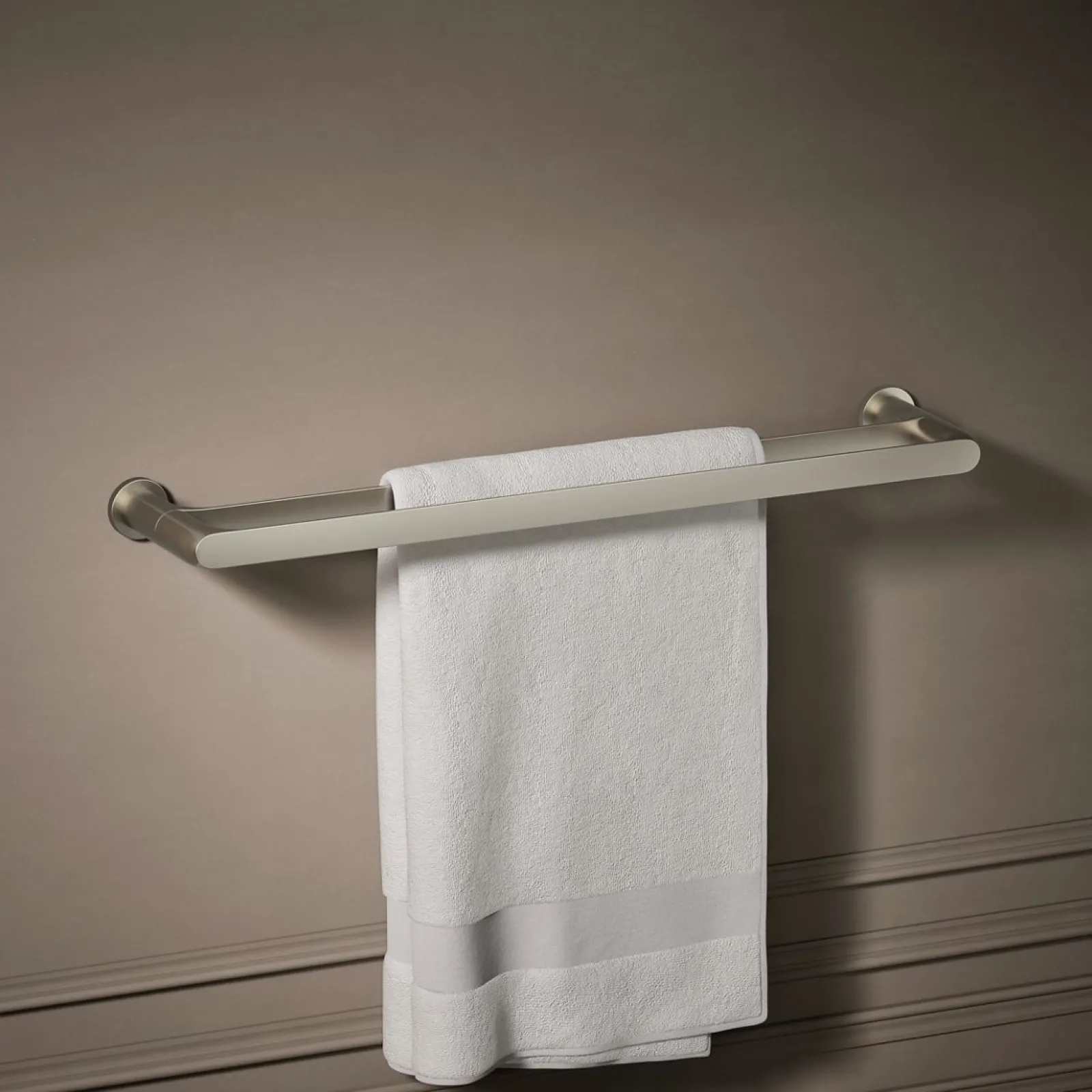 24" double towel bar^Kohler Outlet