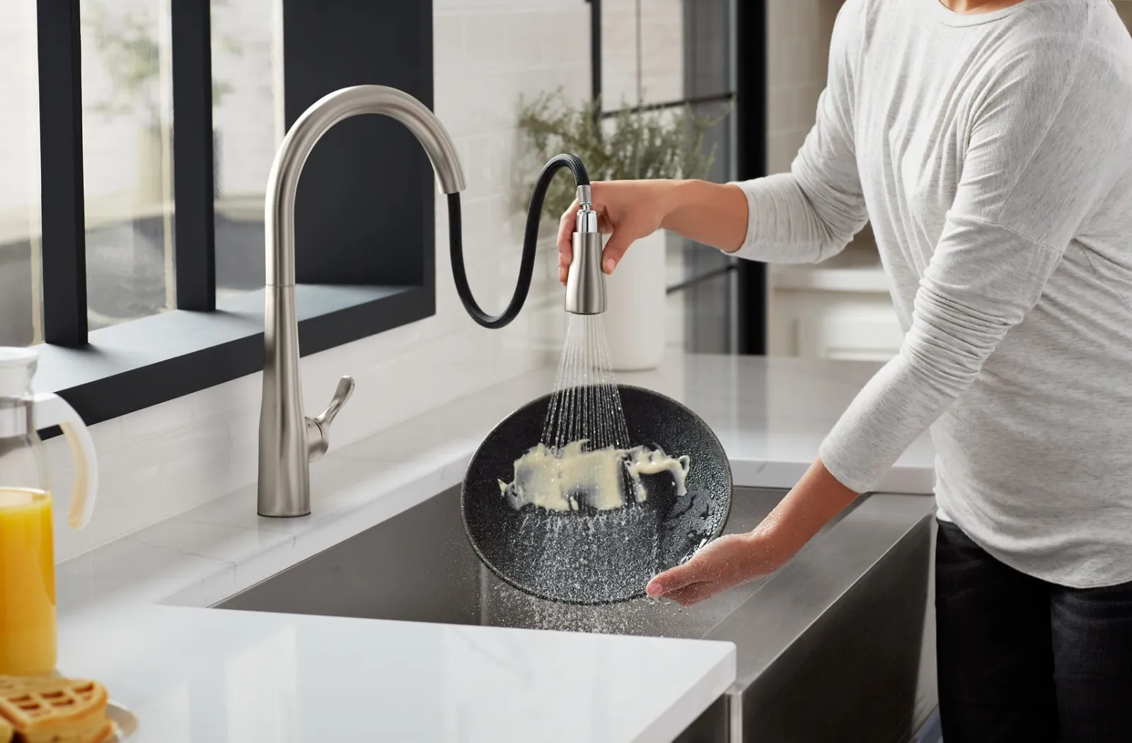 Pull-down kitchen sink faucet with three-function sprayhead^Kohler Clearance