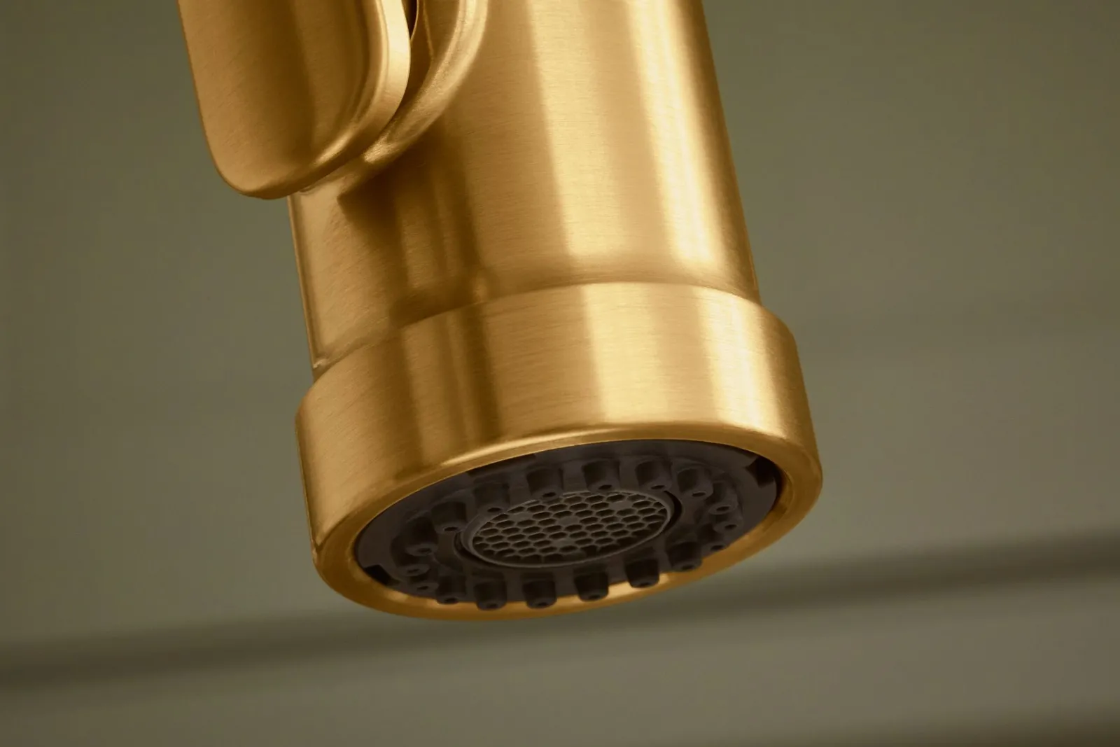Pull-down kitchen sink faucet with three-function sprayhead^Kohler