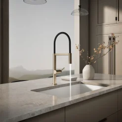 Semi-professional kitchen sink faucet with two-function sprayhead^Kohler Best