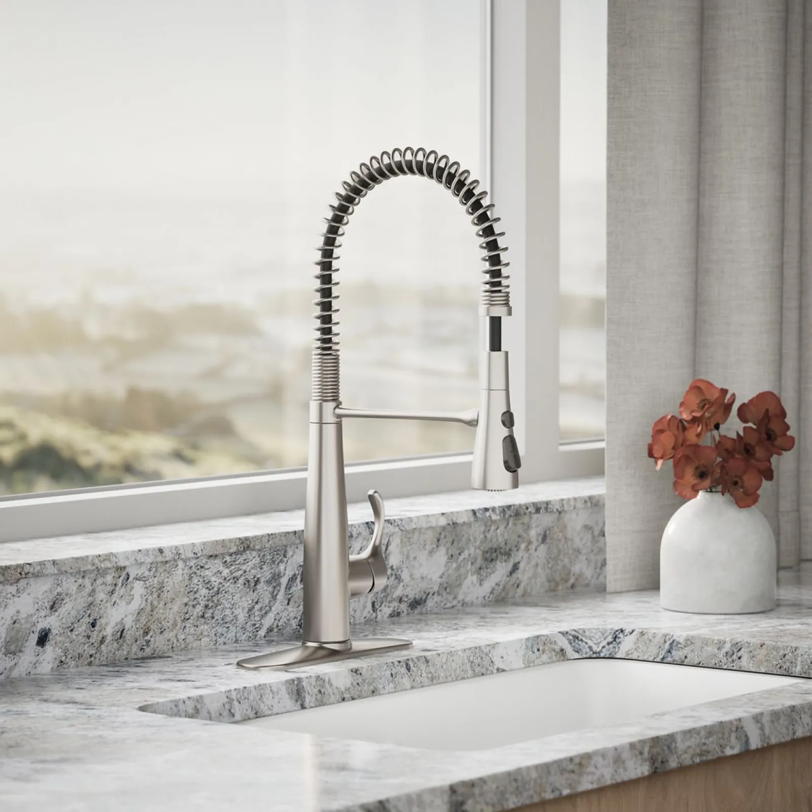 Semi-professional kitchen sink faucet with three-function sprayhead^Kohler Best