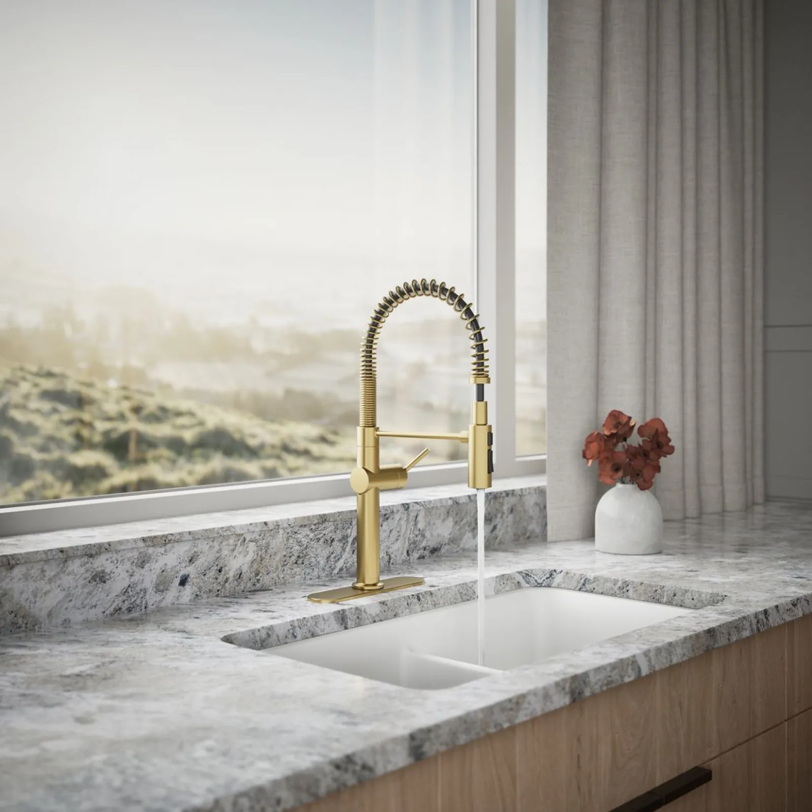 Semi-professional kitchen sink faucet with three-function sprayhead^Kohler New