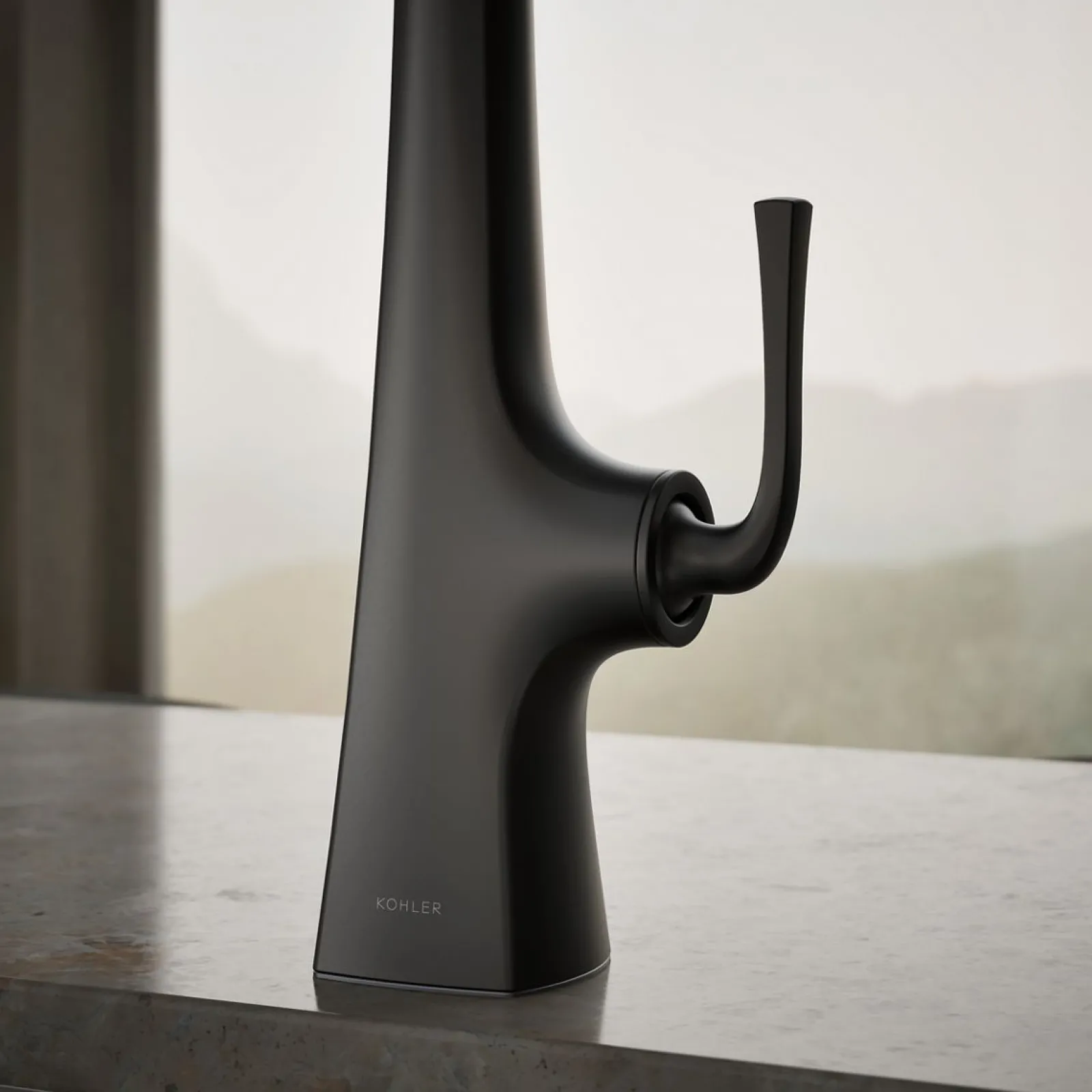 Semi-professional kitchen sink faucet with three-function sprayhead^Kohler New