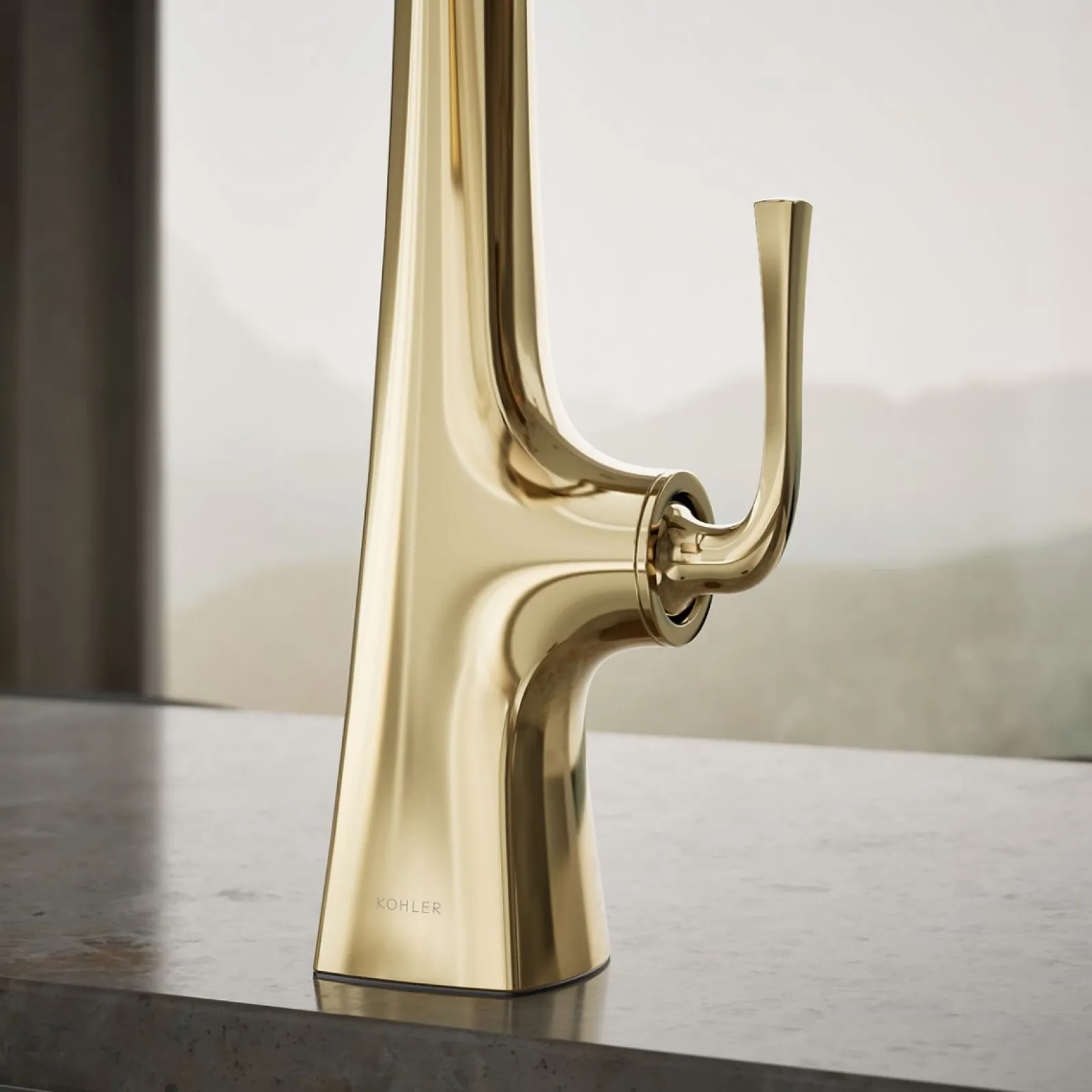 Semi-professional kitchen sink faucet with three-function sprayhead^Kohler New