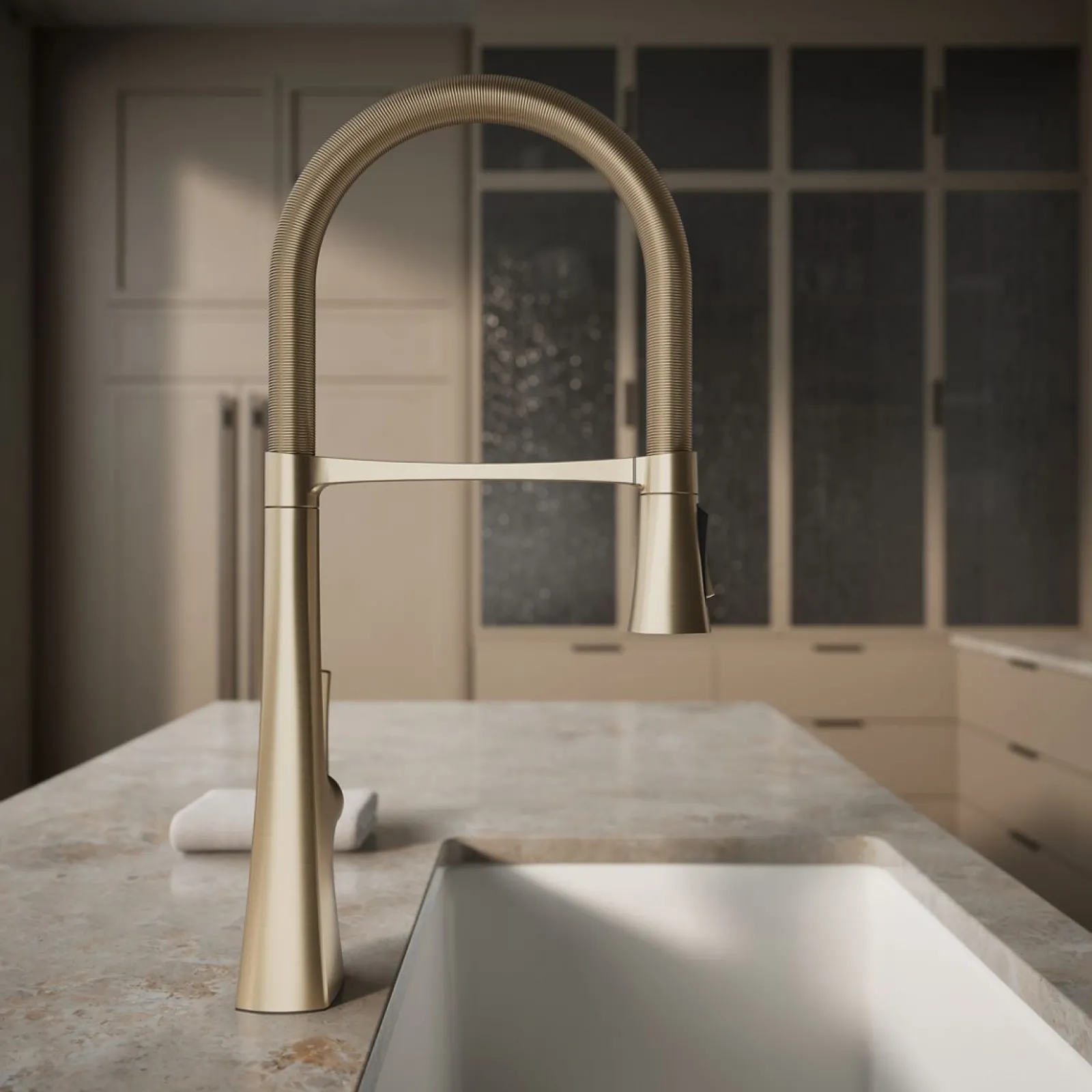 Semi-professional kitchen sink faucet with three-function sprayhead^Kohler New