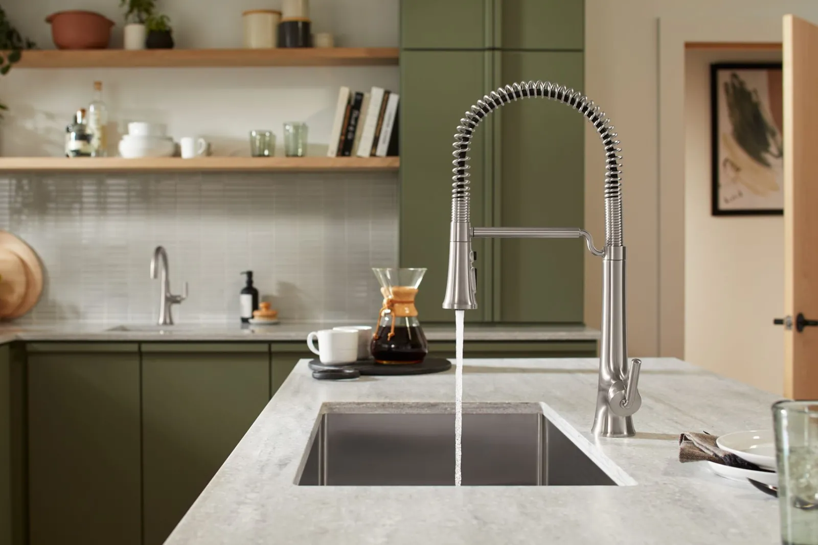 Semi-professional pull-down kitchen sink faucet with three-function sprayhead^Kohler Hot