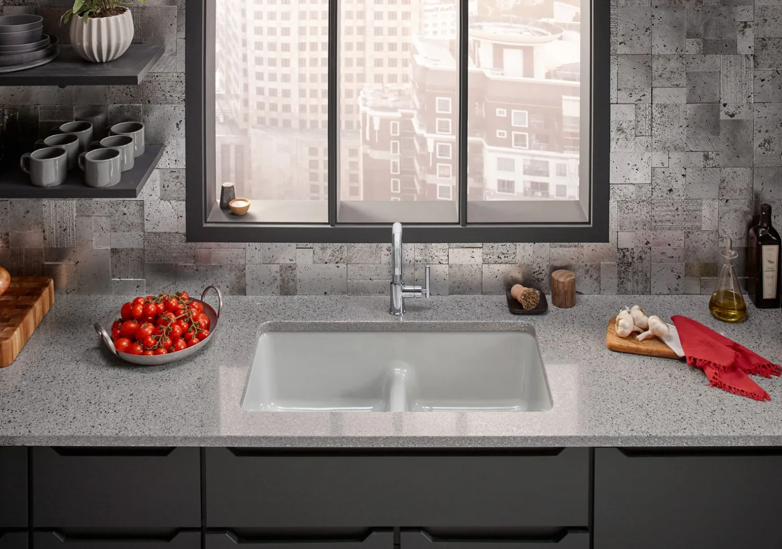 Smart Divide® 33" top-/undermount double-bowl kitchen sink^Kohler Hot