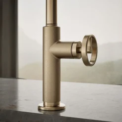 Touchless pull-down kitchen sink faucet with two-function sprayhead^Kohler Online
