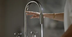 Touchless pull-down kitchen sink faucet with two-function sprayhead^Kohler