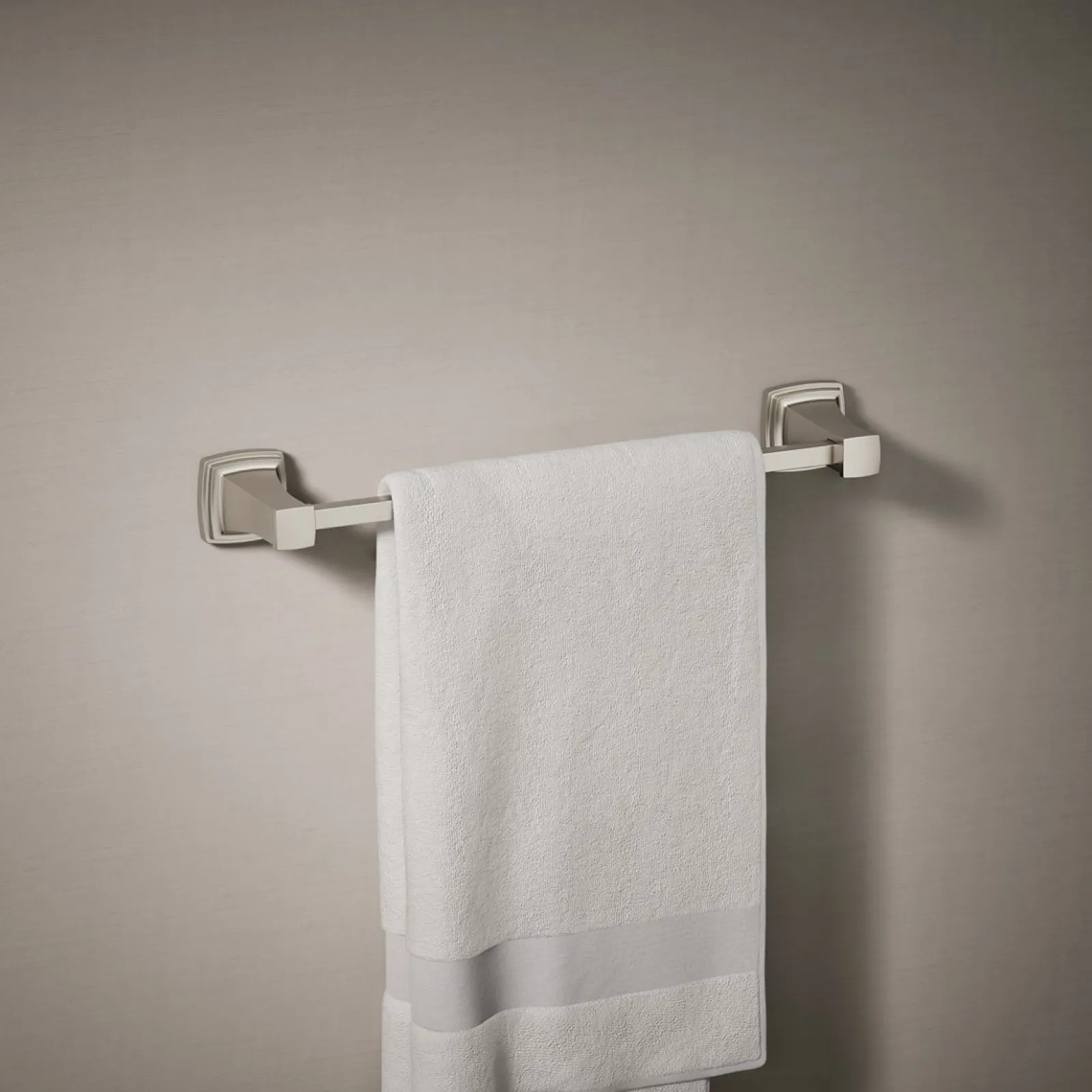 18" towel bar^Kohler Clearance