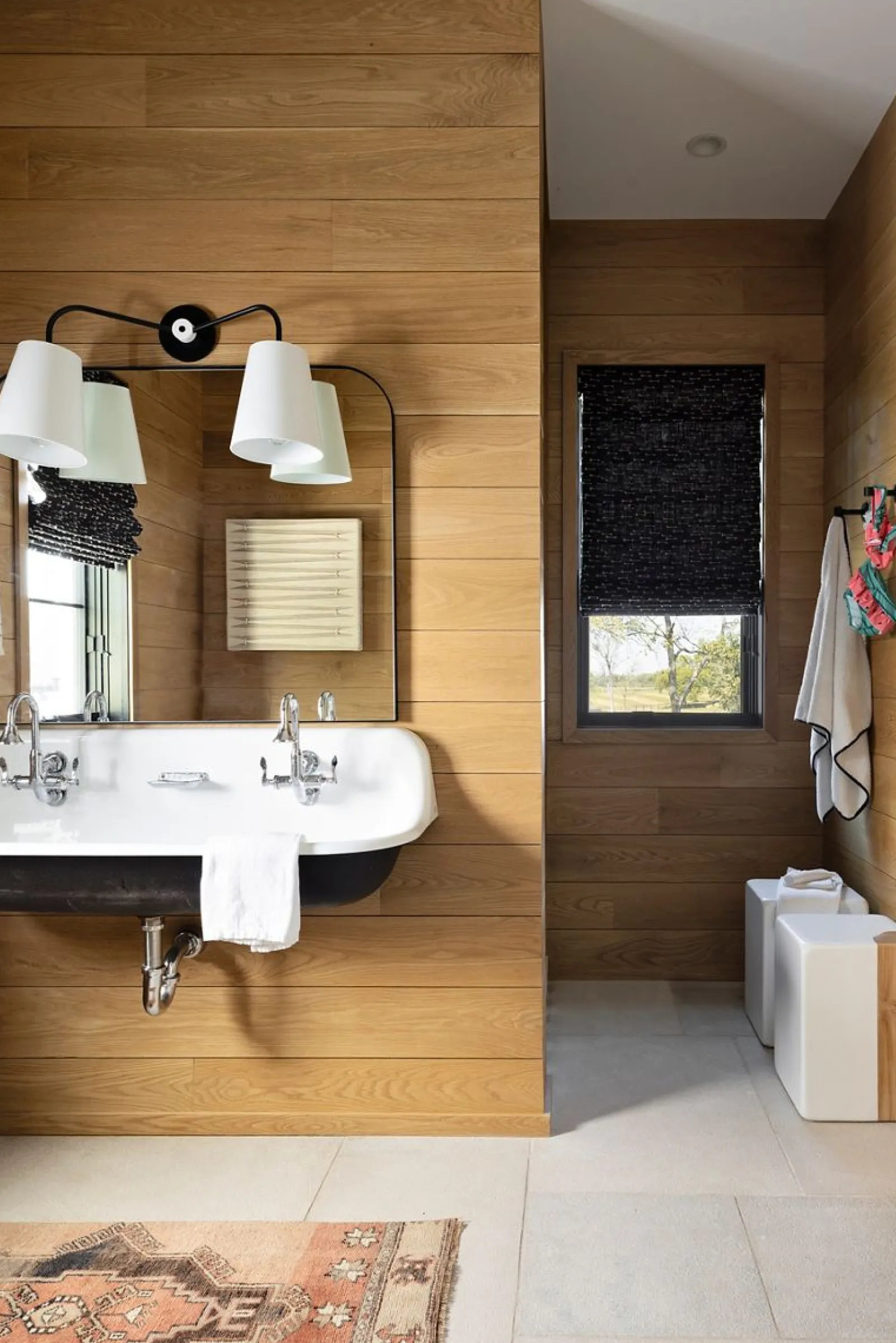 48" wall-mount utility sink^Kohler Hot