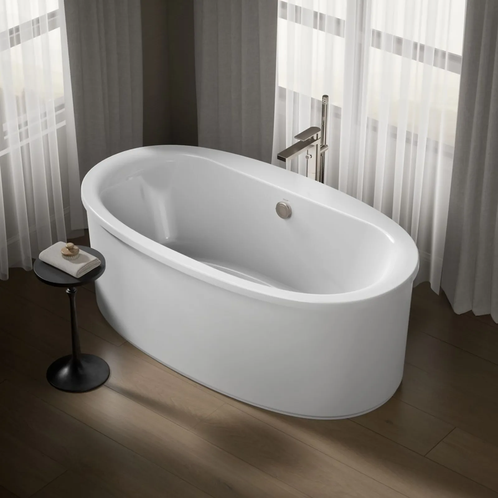 65-1/2" x 35-1/2" freestanding bath, straight shroud^Kohler
