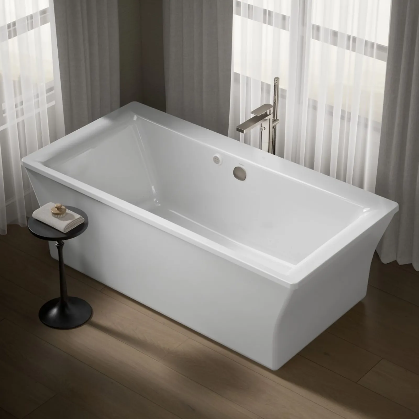 72" x 36" freestanding Heated BubbleMassage™ air bath with Bask® heated surface and fluted shroud^Kohler Discount