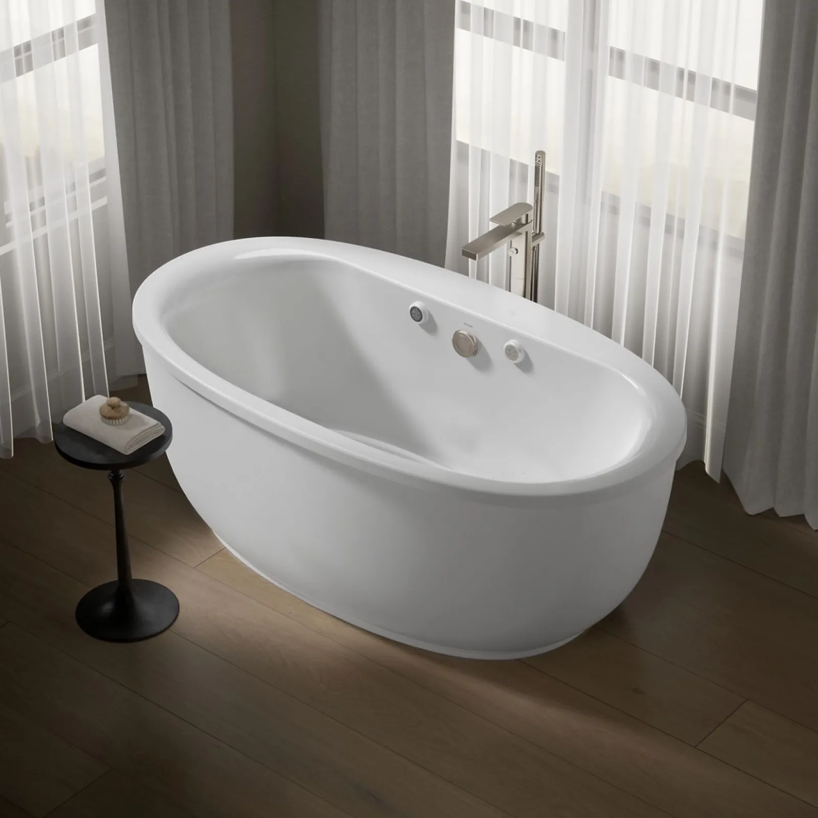 65-1/2" x 35-1/2" freestanding Heated BubbleMassage™ air bath with Bask® heated surface and fluted shroud^Kohler Discount